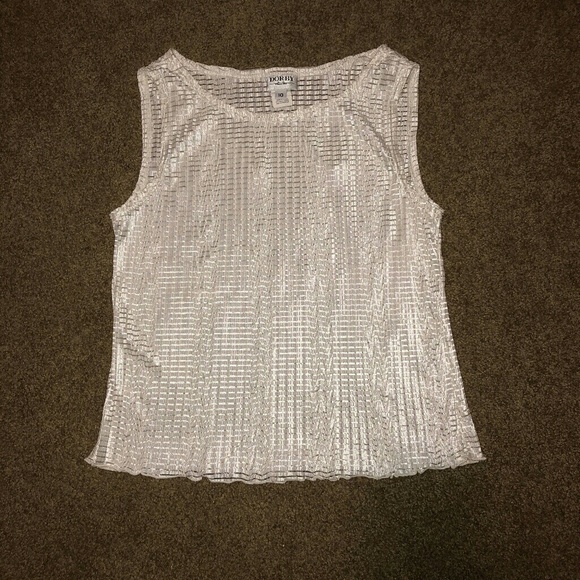 Dorby Tops - 5/$10 Vintage Lettuce Hem Tank Dorby Tops - 5/$10 Vintage Lettuce Hem Tank